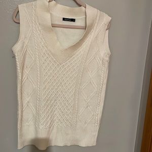 Cream sweater vest ☕️